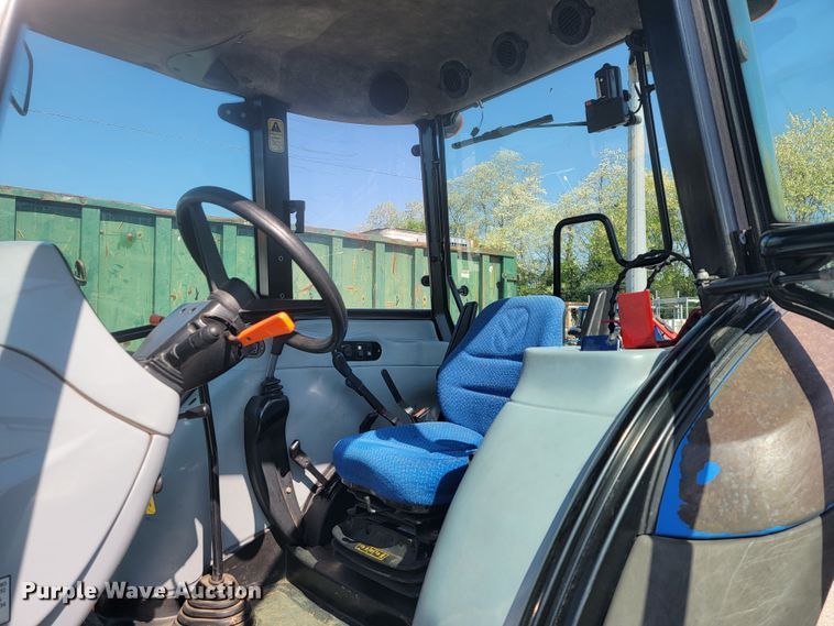 image for item JL9474 2014 New Holland TS6.120  MFWD tractor