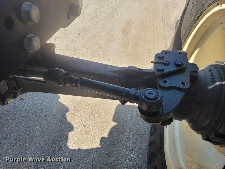 image for item JL9474 2014 New Holland TS6.120  MFWD tractor