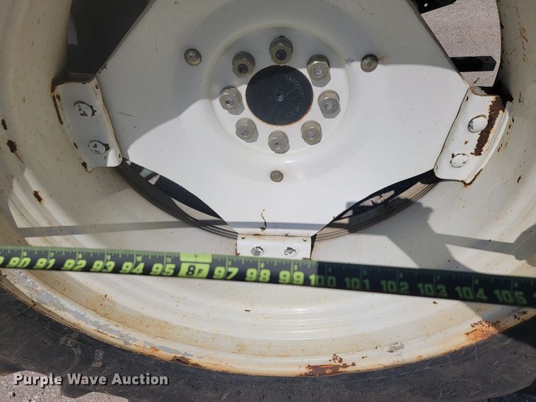 image for item JL9474 2014 New Holland TS6.120  MFWD tractor