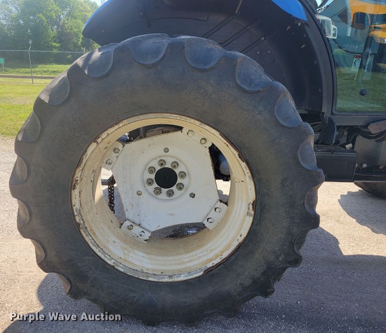 image for item JL9474 2014 New Holland TS6.120  MFWD tractor