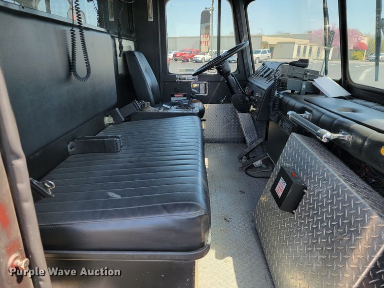 image for item JL9612 1990 Grumman  ladder fire truck