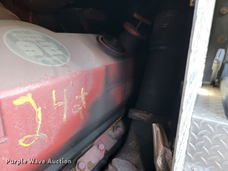 image for item JL9612 1990 Grumman  ladder fire truck