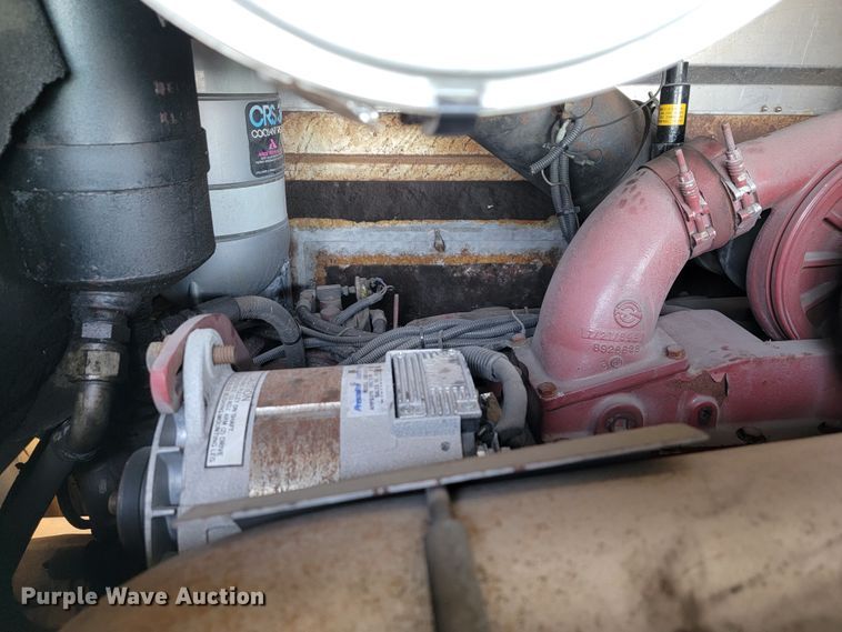 image for item JL9612 1990 Grumman  ladder fire truck