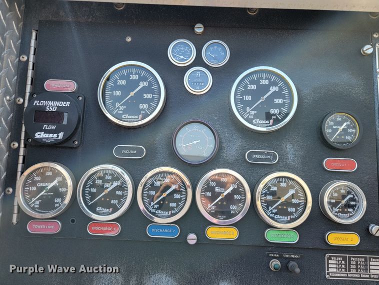 image for item JL9612 1990 Grumman  ladder fire truck