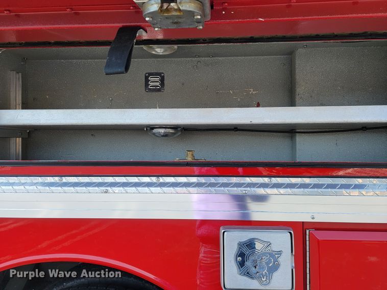 image for item JL9612 1990 Grumman  ladder fire truck