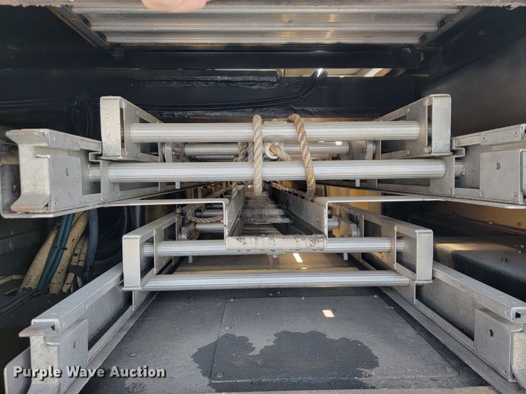 image for item JL9612 1990 Grumman  ladder fire truck