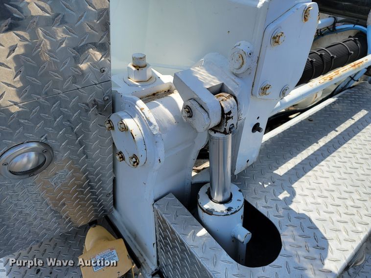 image for item JL9612 1990 Grumman  ladder fire truck