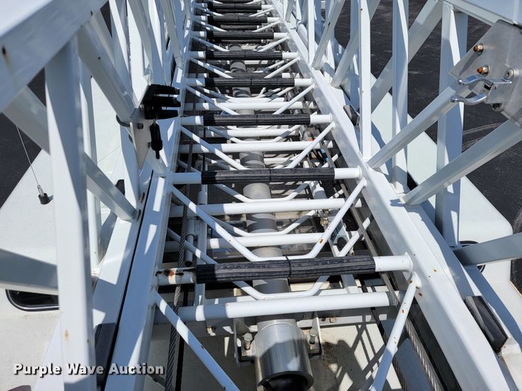 image for item JL9612 1990 Grumman  ladder fire truck