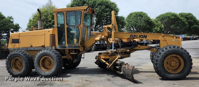 image for item JM9052 1995 Galion 850  motor grader