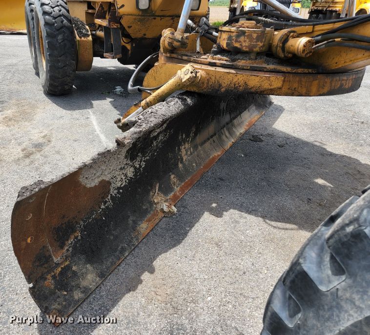 image for item JM9052 1995 Galion 850  motor grader