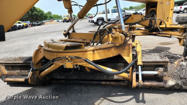 image for item JM9052 1995 Galion 850  motor grader