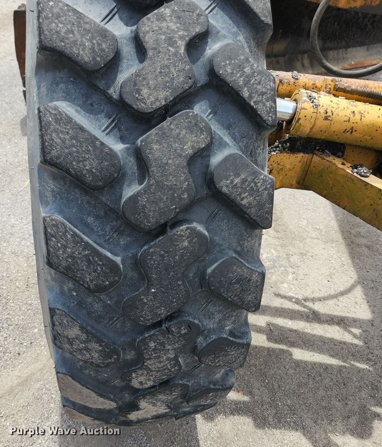 image for item JM9052 1995 Galion 850  motor grader