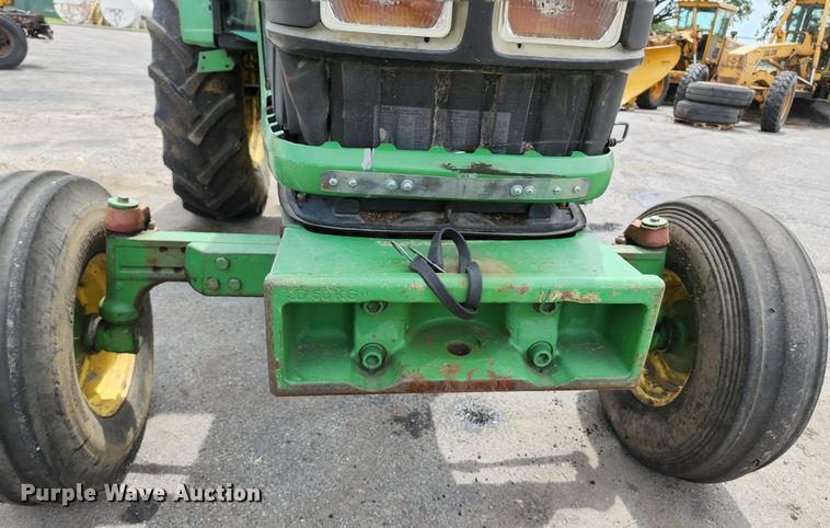 image for item JM9054 John Deere 7130  tractor