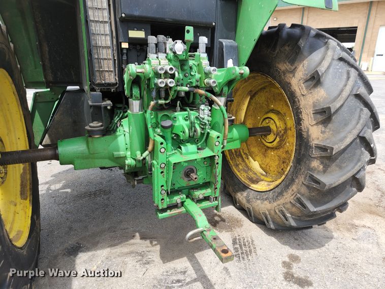 image for item JM9054 John Deere 7130  tractor