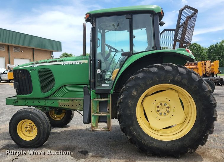 image for item JM9055 John Deere 6615  tractor