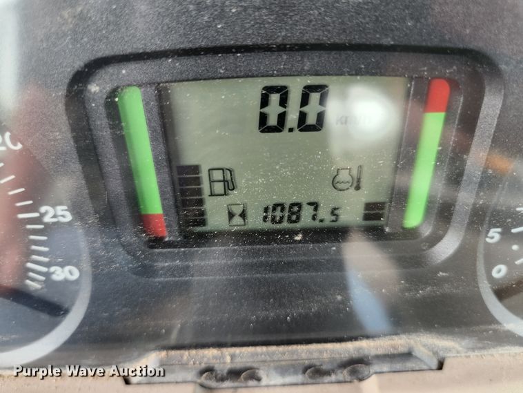 image for item JM9055 John Deere 6615  tractor