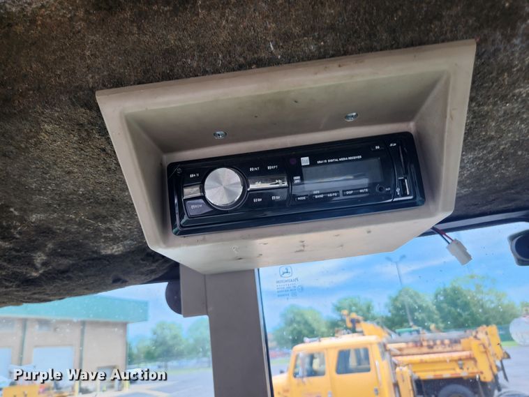 image for item JM9055 John Deere 6615  tractor