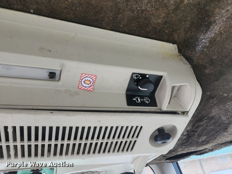 image for item JM9055 John Deere 6615  tractor