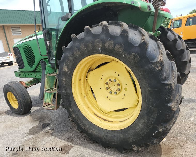 image for item JM9055 John Deere 6615  tractor