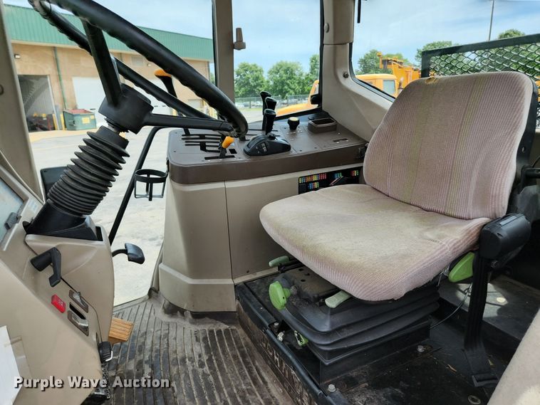 image for item JM9057 John Deere 6615  tractor