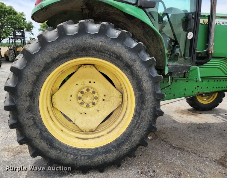 image for item JM9057 John Deere 6615  tractor