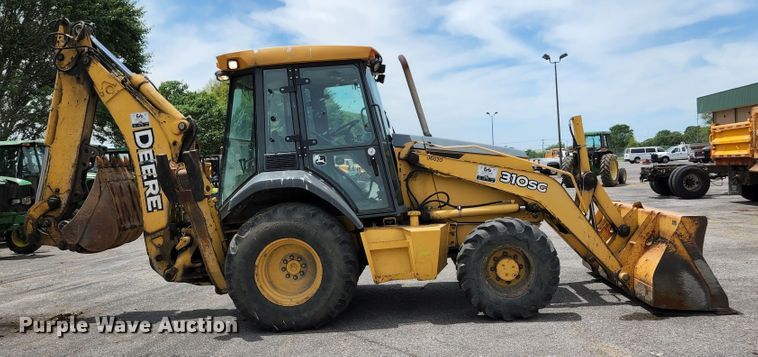 image for item JM9059 2006 John Deere 310SG  backhoe