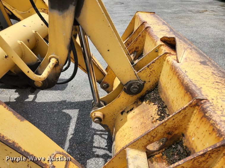 image for item JM9059 2006 John Deere 310SG  backhoe