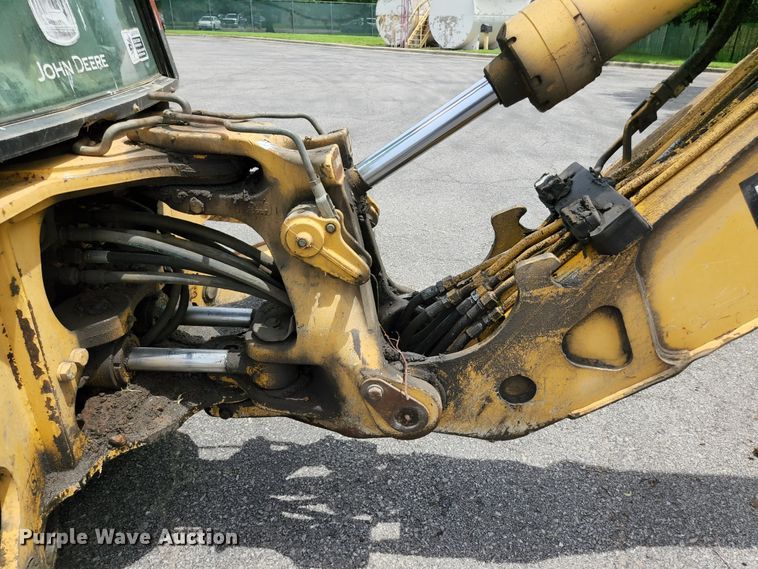 image for item JM9059 2006 John Deere 310SG  backhoe