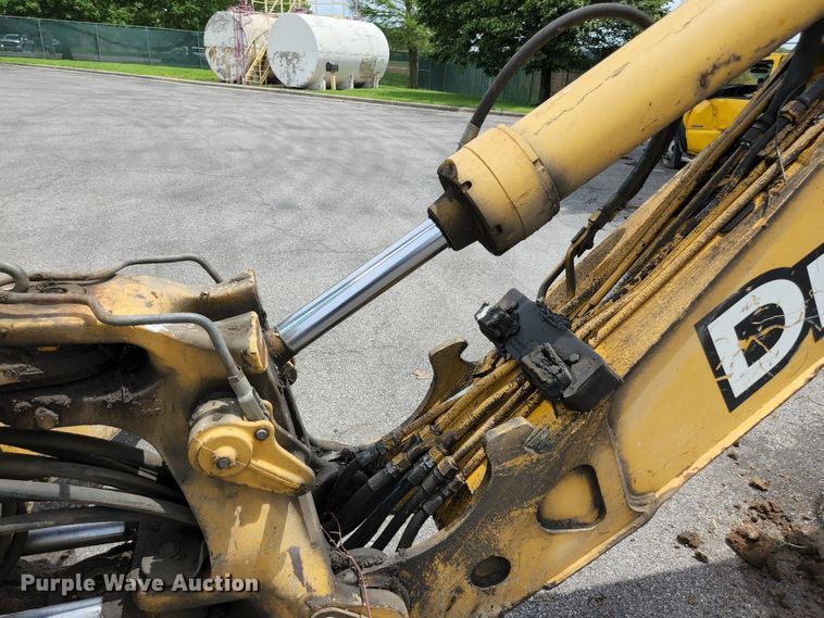 image for item JM9059 2006 John Deere 310SG  backhoe