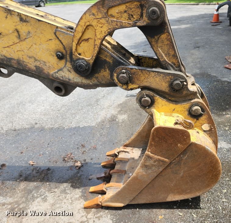 image for item JM9059 2006 John Deere 310SG  backhoe