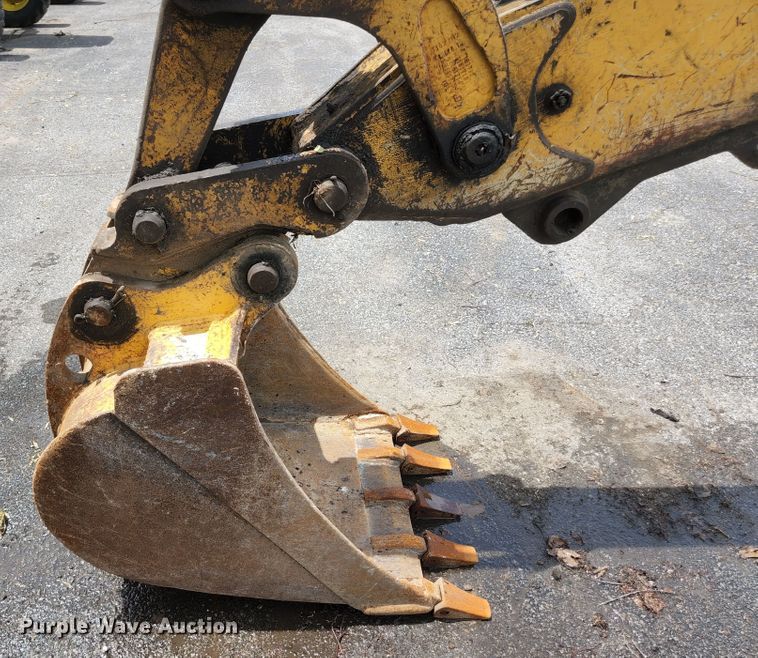 image for item JM9059 2006 John Deere 310SG  backhoe