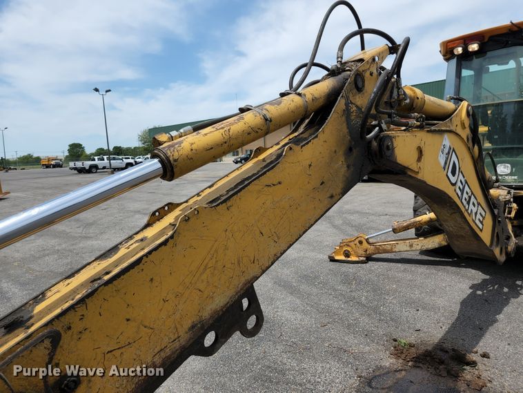 image for item JM9059 2006 John Deere 310SG  backhoe