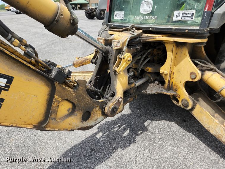 image for item JM9059 2006 John Deere 310SG  backhoe