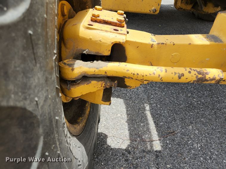 image for item JM9059 2006 John Deere 310SG  backhoe