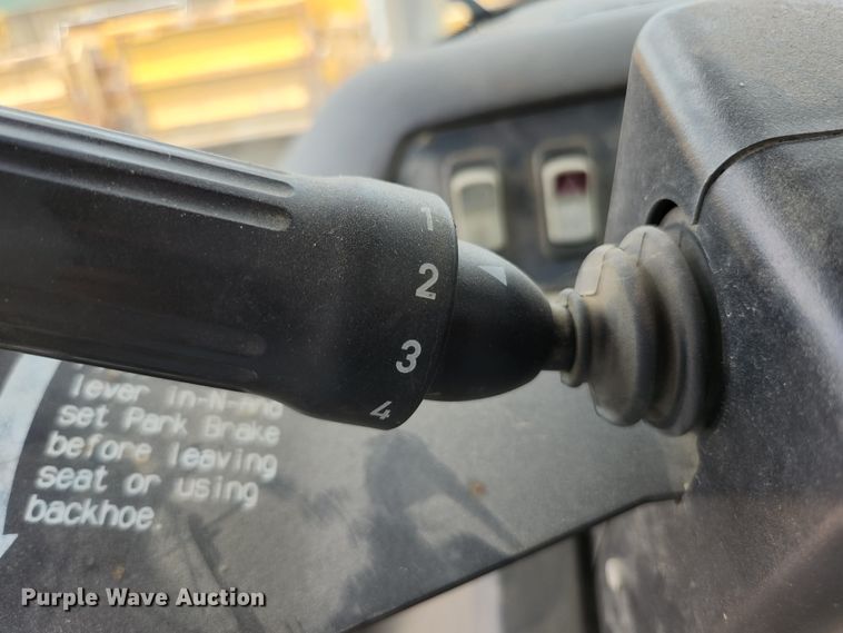 image for item JM9059 2006 John Deere 310SG  backhoe