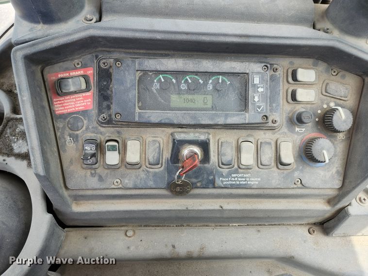 image for item JM9059 2006 John Deere 310SG  backhoe