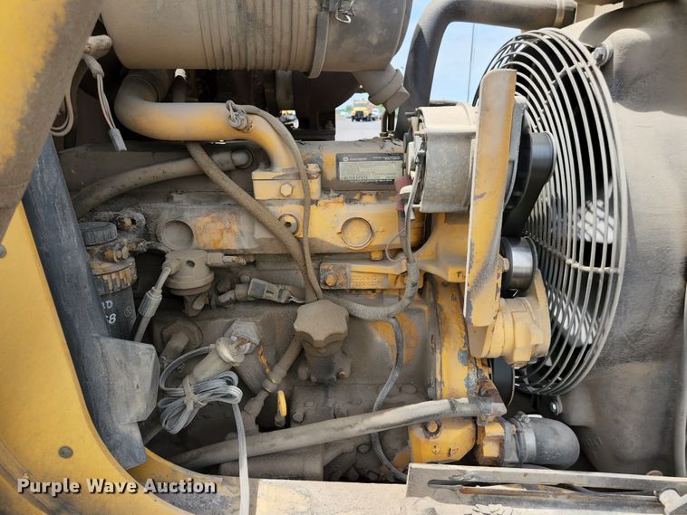 image for item JM9059 2006 John Deere 310SG  backhoe