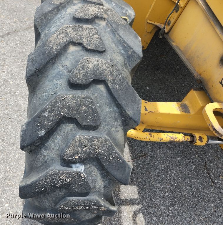 image for item JM9059 2006 John Deere 310SG  backhoe