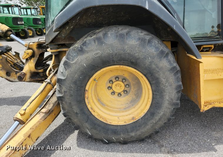 image for item JM9059 2006 John Deere 310SG  backhoe