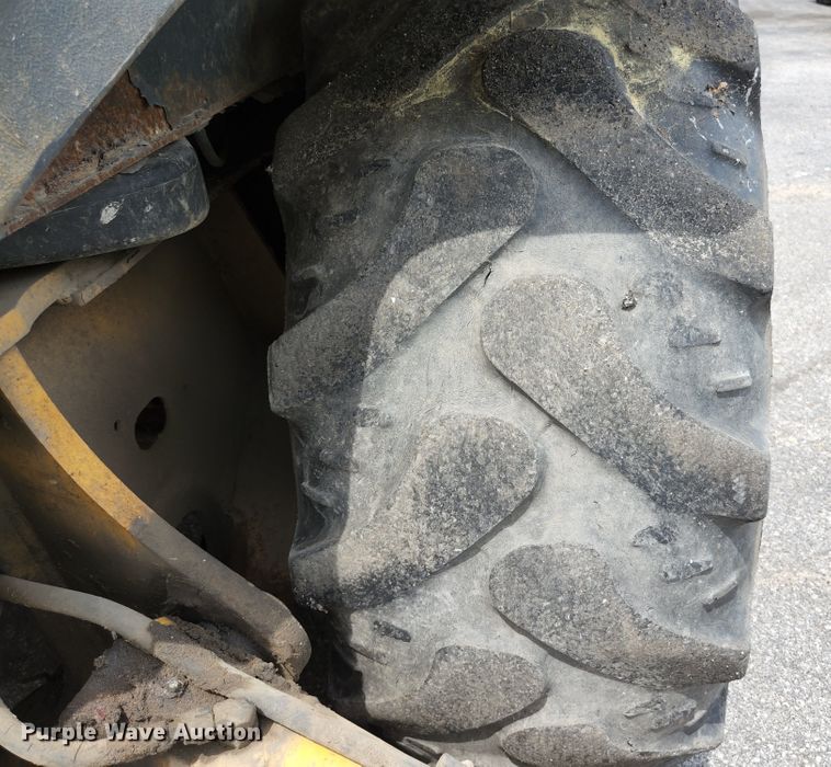 image for item JM9059 2006 John Deere 310SG  backhoe