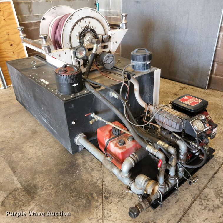 image for item JM9066 Defender  brush fire skid unit