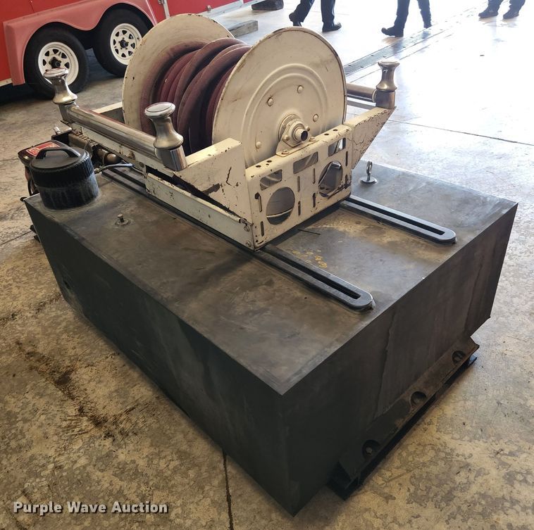 image for item JM9066 Defender  brush fire skid unit