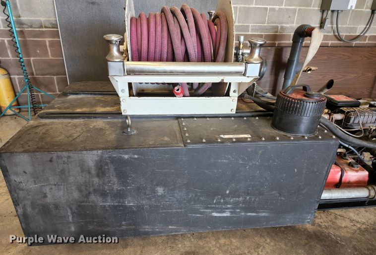 image for item JM9066 Defender  brush fire skid unit