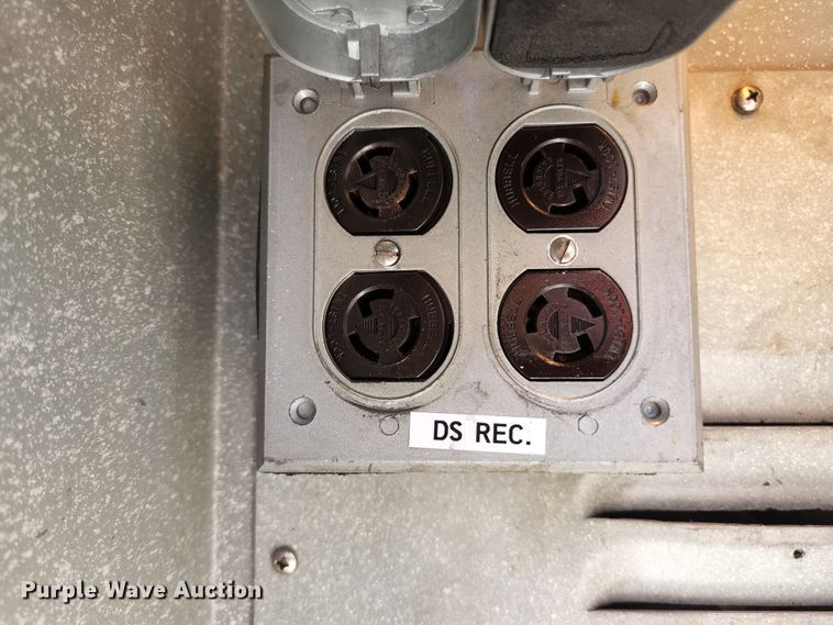 image for item JM9067 1985 Pierce Arrow  aerial platform fire truck