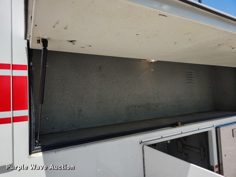 image for item JM9067 1985 Pierce Arrow  aerial platform fire truck