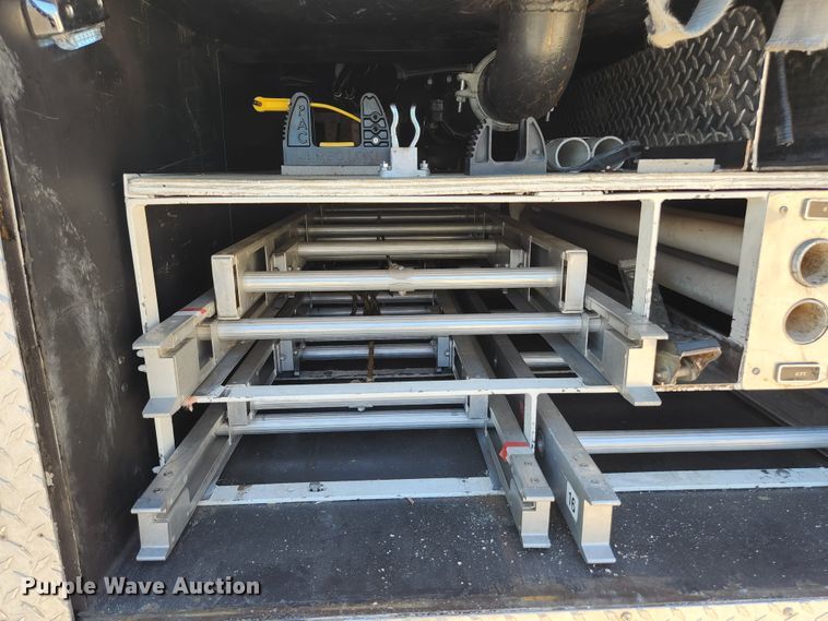 image for item JM9067 1985 Pierce Arrow  aerial platform fire truck