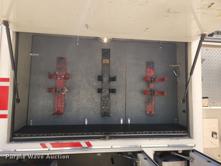 image for item JM9067 1985 Pierce Arrow  aerial platform fire truck