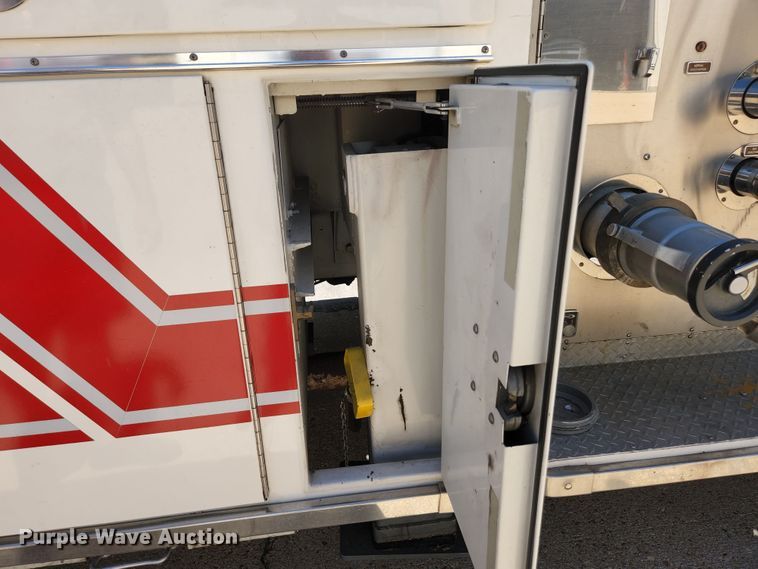 image for item JM9067 1985 Pierce Arrow  aerial platform fire truck