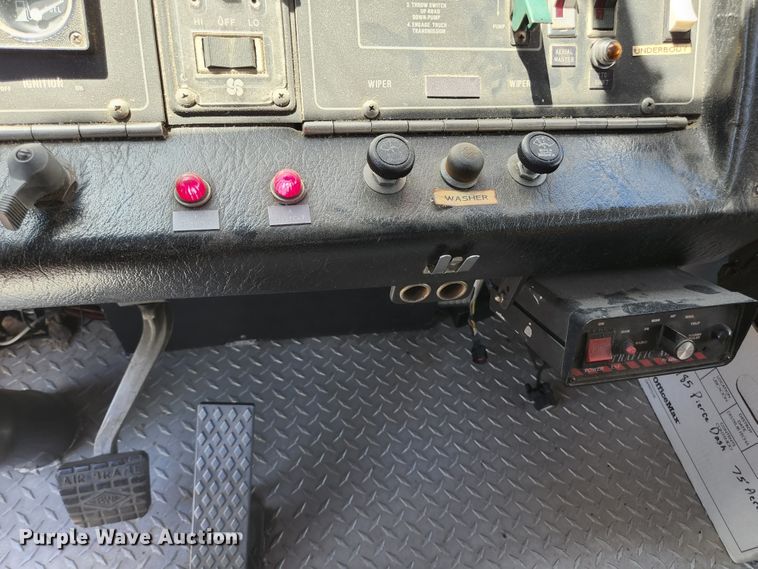 image for item JM9067 1985 Pierce Arrow  aerial platform fire truck