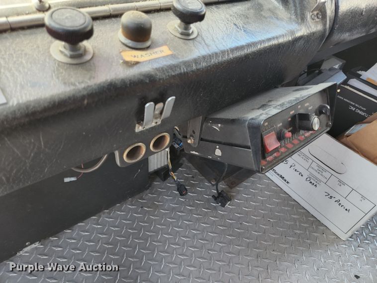 image for item JM9067 1985 Pierce Arrow  aerial platform fire truck